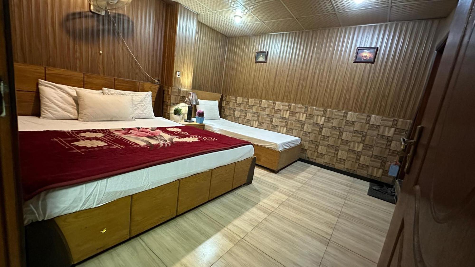Baoo Jee Hotel Islamabad Rawalpindi Bagian luar foto