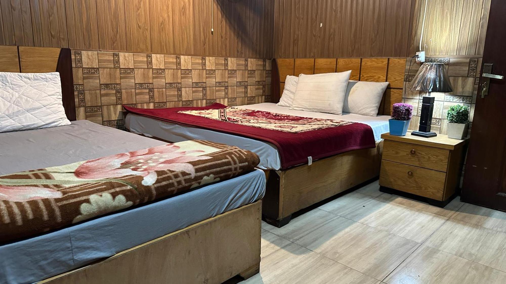 Baoo Jee Hotel Islamabad Rawalpindi Bagian luar foto