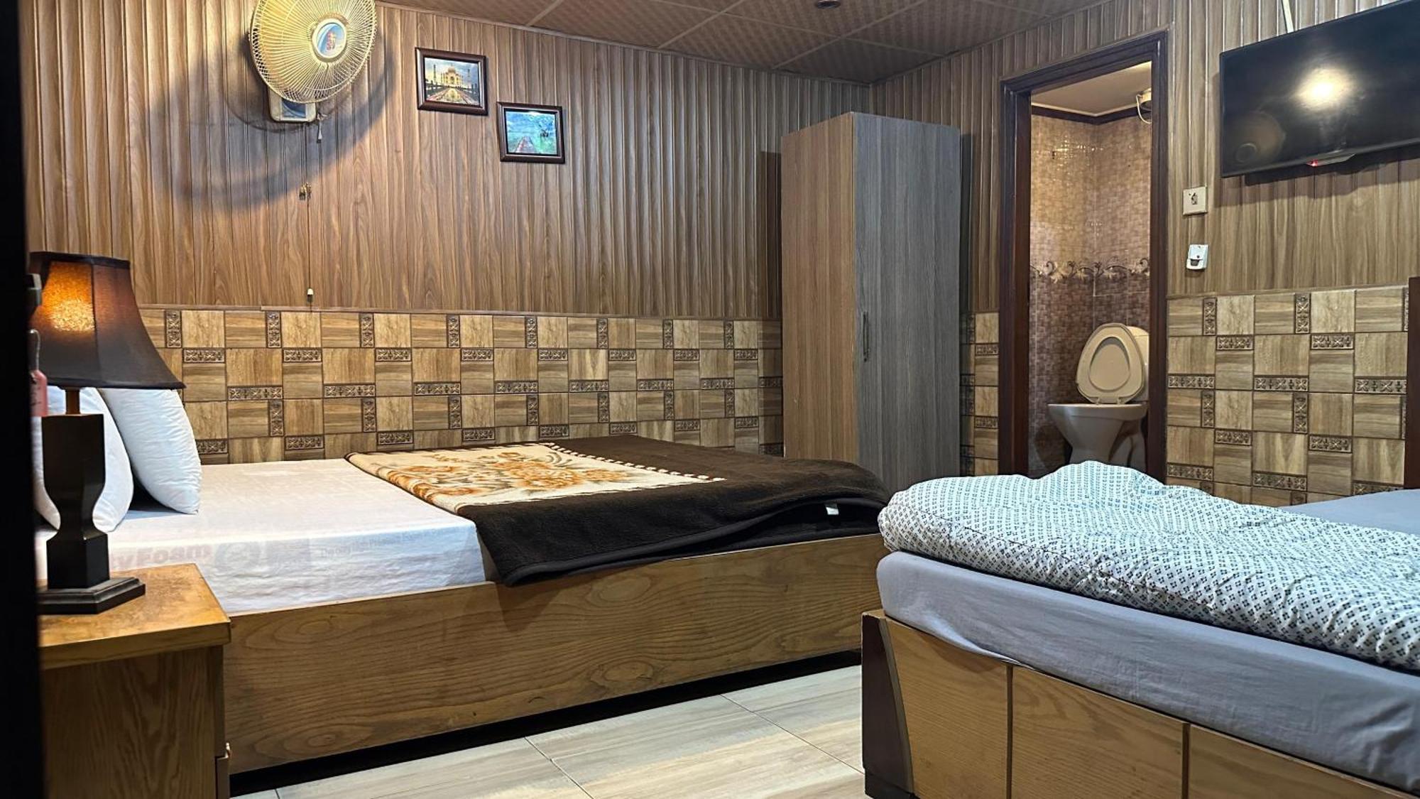 Baoo Jee Hotel Islamabad Rawalpindi Bagian luar foto