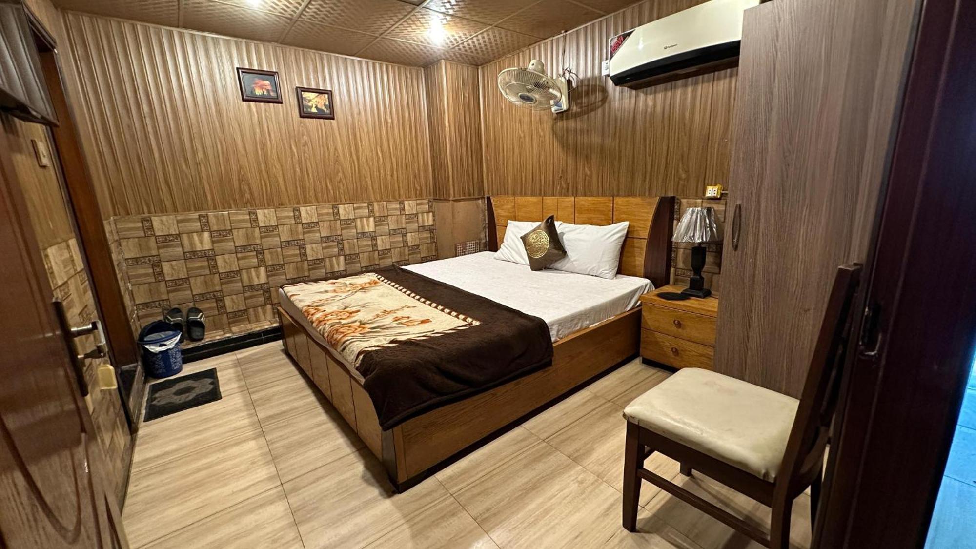 Baoo Jee Hotel Islamabad Rawalpindi Bagian luar foto