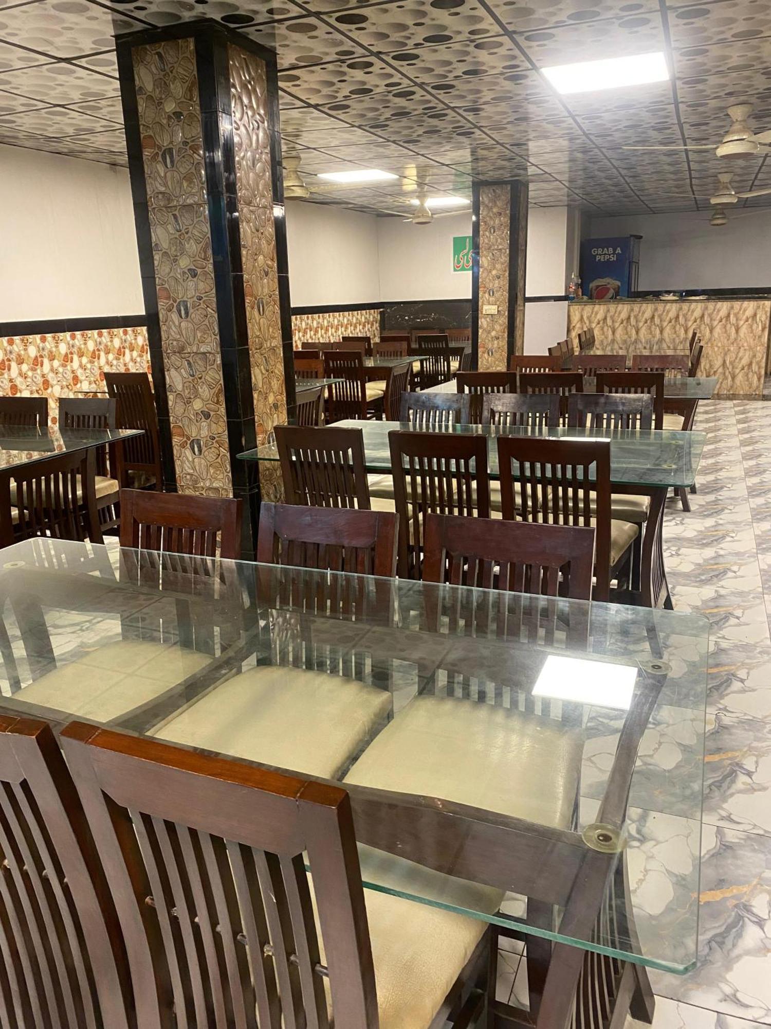 Baoo Jee Hotel Islamabad Rawalpindi Bagian luar foto